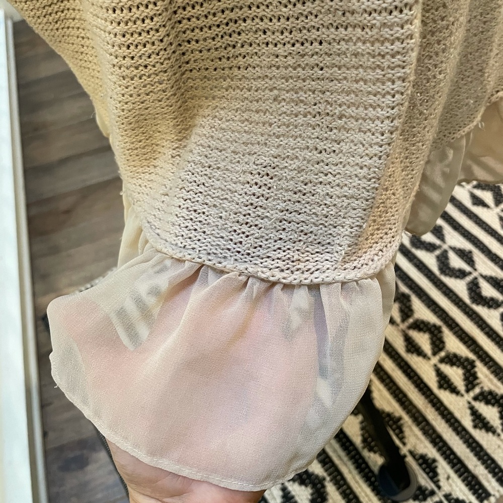 AE Taupe Ruffle Sweater 💗 - Picture 2 of 5